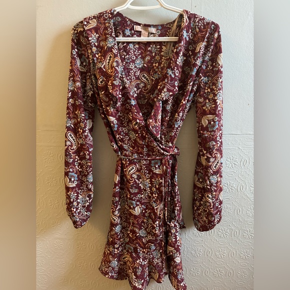 Forever 21 medium flowered wrap dress - Picture 1 of 5